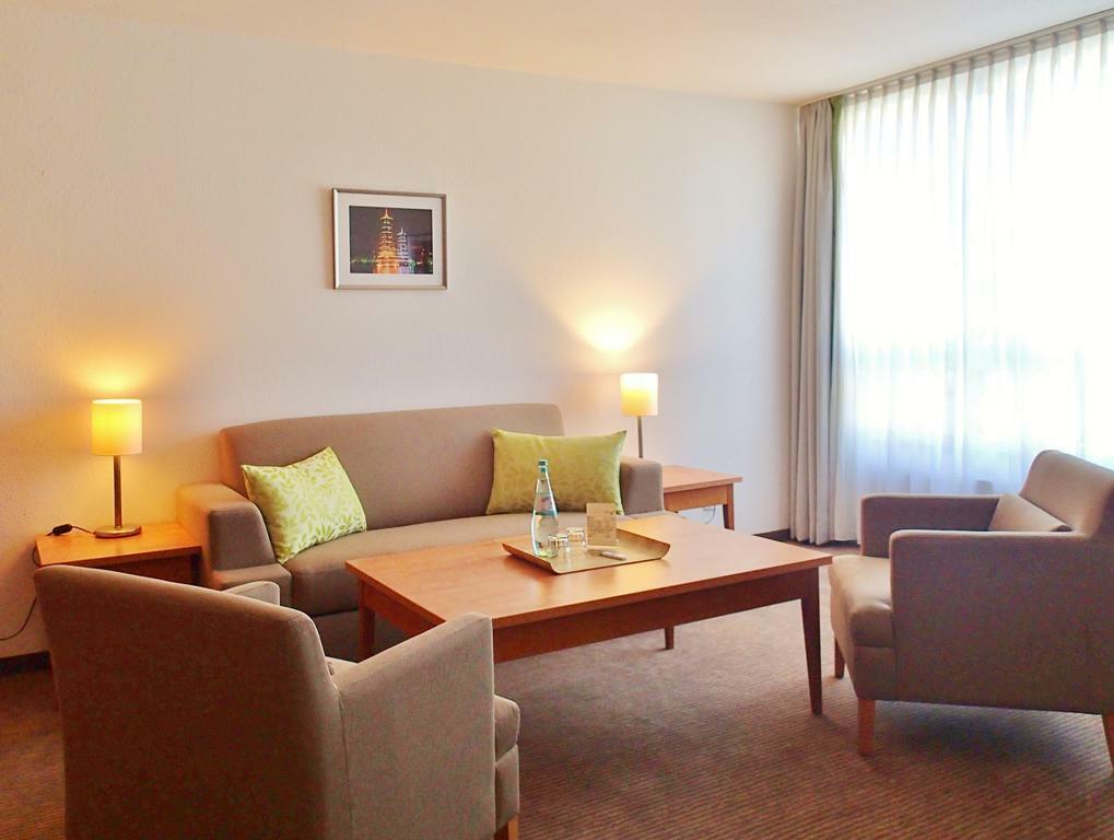 Hotel Mingarden Дюссельдорф Экстерьер фото